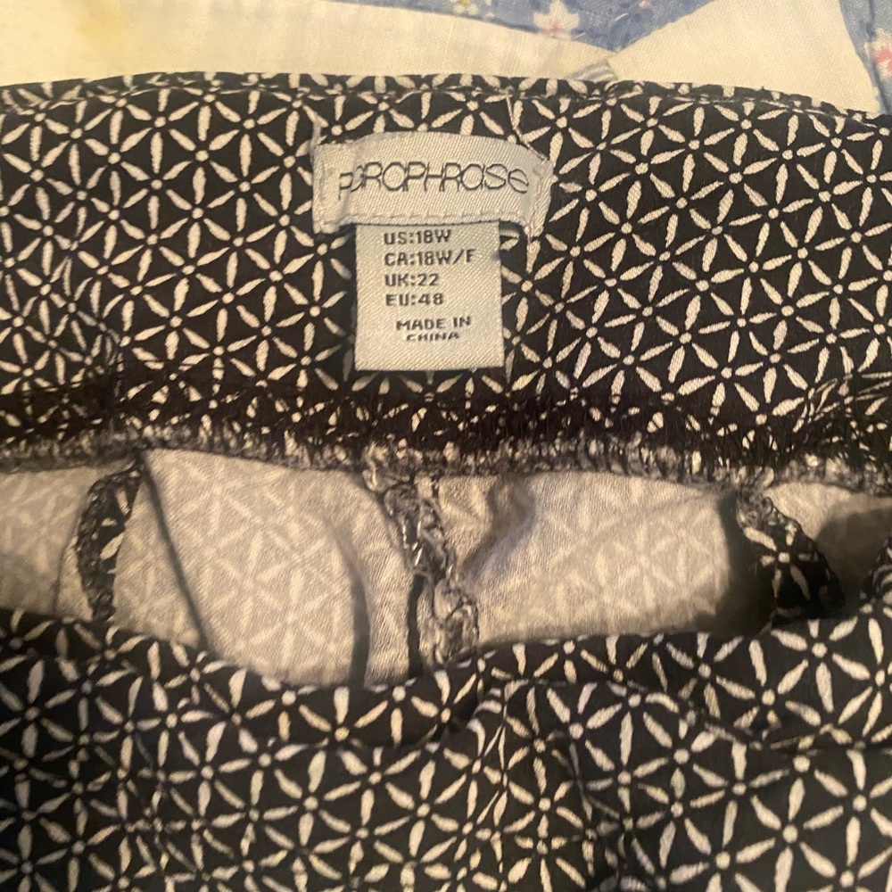 Paraphrase Black and White Patterned pants! So cute!